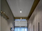 清新淡雅的现代简约90平米二居室过道装修效果图