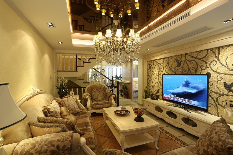 高雅浪漫欧式风格100平米复式loft客厅电视背景墙装修效果图