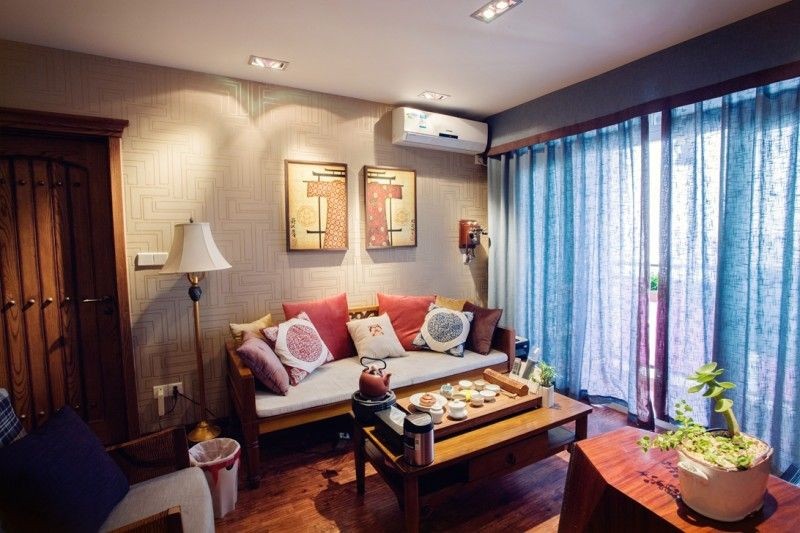 多彩的新古典风格60平米一居室客厅装修效果图