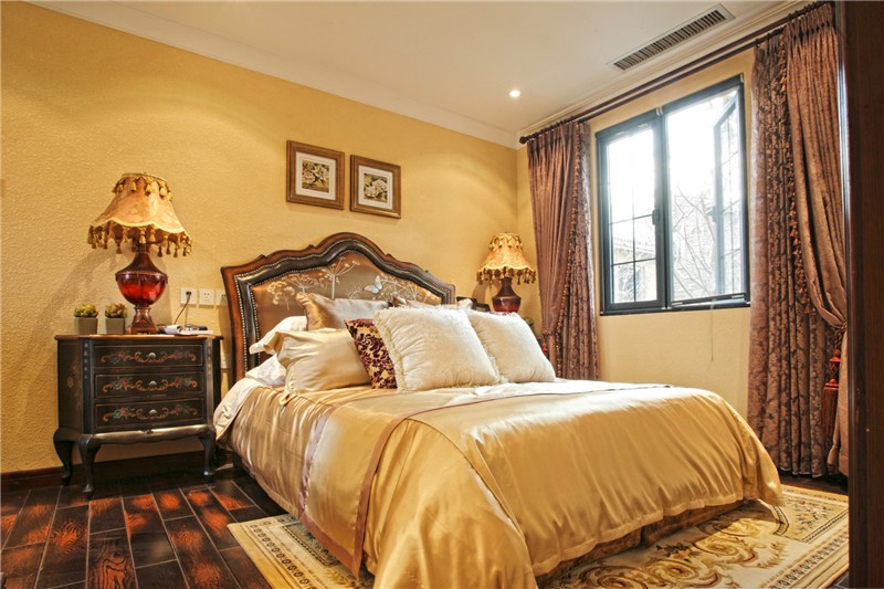 奢华的田园风格160平米别墅卧室窗帘装修效果图