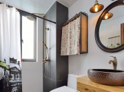 精致紧凑新古典风格70平米一居室卫生间浴室柜装修效果图