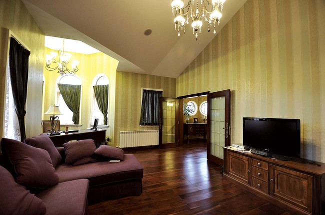 自然舒适欧式风格120平米复式loft卧室电视背景墙装修效果图